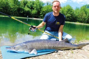 Lineaeffe Ultracast Extra Power WWG Sturgeon 4,20 mt 500 gr Surf Kamışı