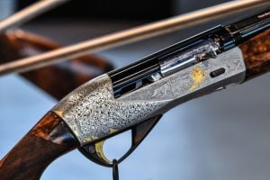 BENELLI RAFFAELLO 50.YIL LIMITED EDITION YARI OTOMATİK AV TÜFEĞİ