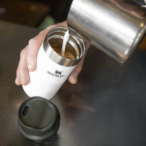 STANLEY KLASİK 0.25 LT BEYAZ SEYAHAT BARDAĞI