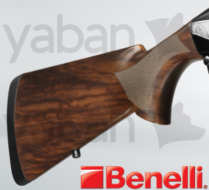 BENELLI DUCA DI MONTEFELTRO YARI OTOMATİK AV TÜFEĞİ